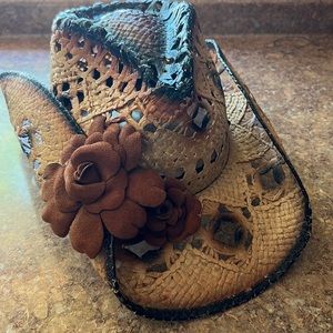 Small Ranch Hat with handmade suede leather flower picks